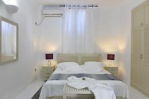 Naoussa Hills Boutique Resort - Adults Only