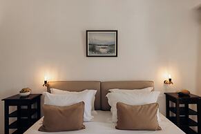 Medusa Beach Resort and Suites