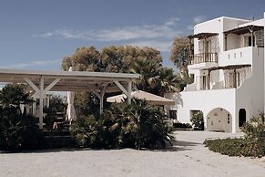 Medusa Beach Resort and Suites