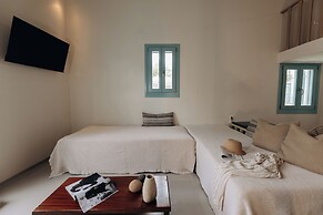 Medusa Beach Resort and Suites