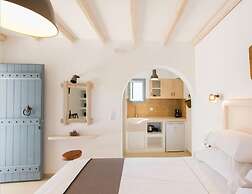 Medusa Beach Resort and Suites