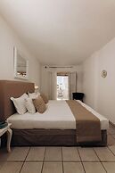 Medusa Beach Resort and Suites