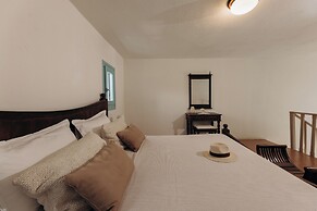 Medusa Beach Resort and Suites