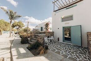 Medusa Beach Resort and Suites