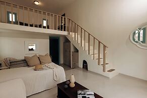 Medusa Beach Resort and Suites