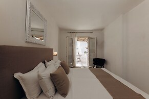 Medusa Beach Resort and Suites