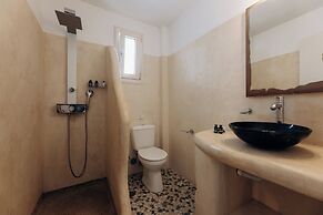 Medusa Beach Resort and Suites