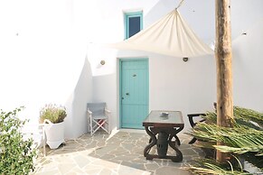 Medusa Beach Resort and Suites