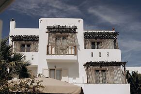 Medusa Beach Resort and Suites