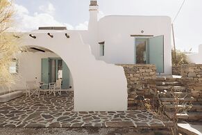 Medusa Beach Resort and Suites