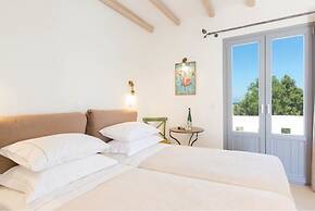 Medusa Beach Resort and Suites