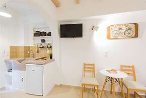 Medusa Beach Resort and Suites