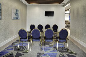 Holiday Inn Express & Suites Coldwater by IHG