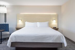 Holiday Inn Express & Suites Phoenix West - Buckeye by IHG