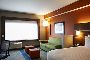 Holiday Inn Express & Suites Louisville Downtown by IHG