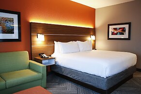 Holiday Inn Express & Suites Louisville Downtown by IHG