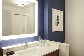 Holiday Inn Express & Suites Louisville Downtown by IHG