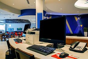 Holiday Inn Express & Suites Louisville Downtown by IHG