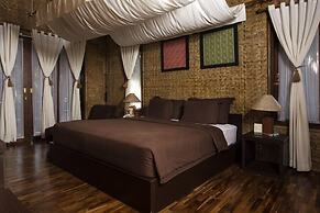 Kampung Sampireun Resort & Spa