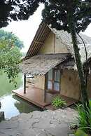 Kampung Sampireun Resort & Spa