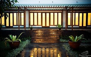 Kampung Sampireun Resort & Spa