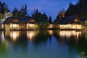Kampung Sampireun Resort & Spa