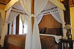 Kampung Sampireun Resort & Spa