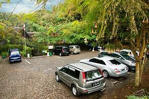 Kampung Sampireun Resort & Spa