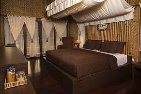 Kampung Sampireun Resort & Spa