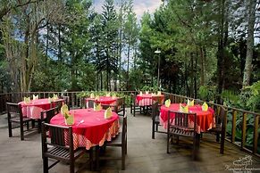 Kampung Sampireun Resort & Spa