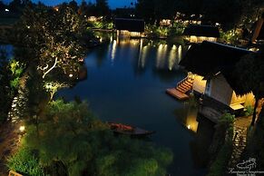 Kampung Sampireun Resort & Spa