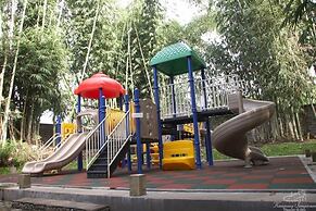 Kampung Sampireun Resort & Spa