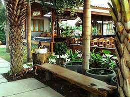 Baan Siriporn Resort