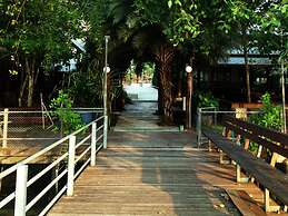 Baan Siriporn Resort