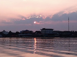 Baan Siriporn Resort