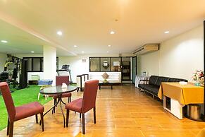 Grand Ratchapruek Hotel