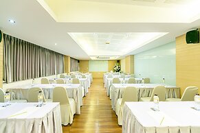 Grand Ratchapruek Hotel