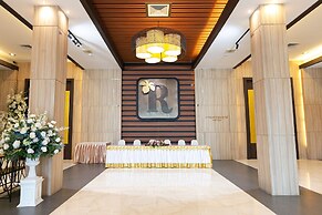 Grand Ratchapruek Hotel