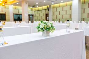 Grand Ratchapruek Hotel