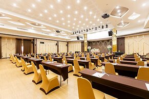 Grand Ratchapruek Hotel