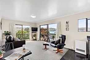 Tipi and Bob's Waterfront Lodge