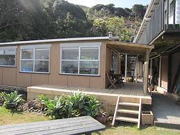 Tipi and Bob's Waterfront Lodge