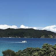 Tipi and Bob's Waterfront Lodge