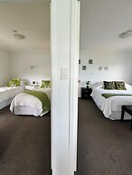 Tipi and Bob's Waterfront Lodge