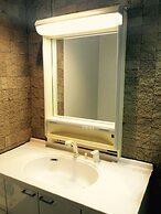 Yokohama Central Hostel