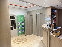 BRIT HOTEL Confort Le Revest Sainte Maxime