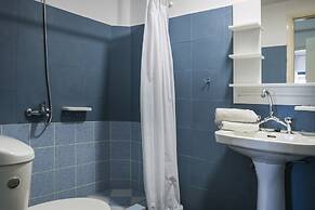 Metaxatos Apartments