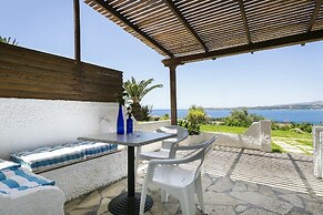 Metaxatos Apartments