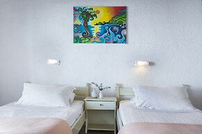 Metaxatos Apartments