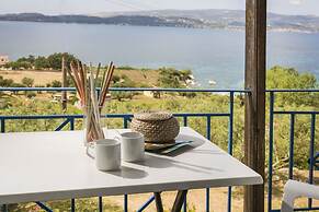 Metaxatos Apartments